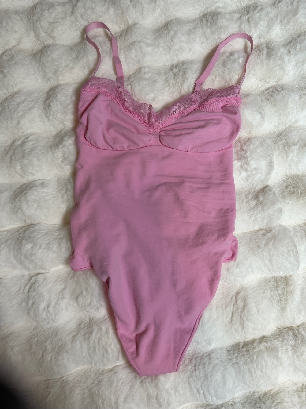 SKIMS Seamless Sculpt Lace Thong Bodysuit